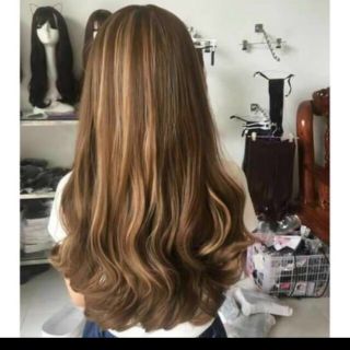 Tóc nguyên đầu xoăn lửng móc line hình thật tại shop