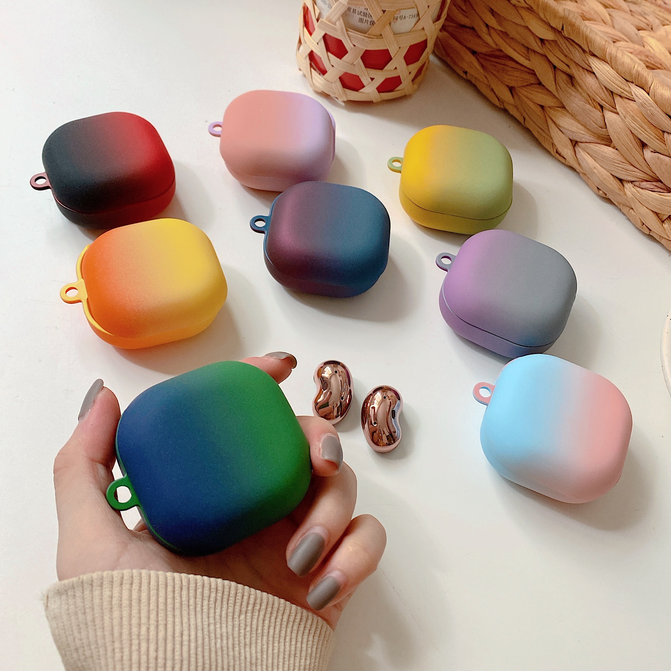 Hộp đựng tai nghe silicon PC cứng màu Gradient chống bụi cho Samsung Galaxy Buds