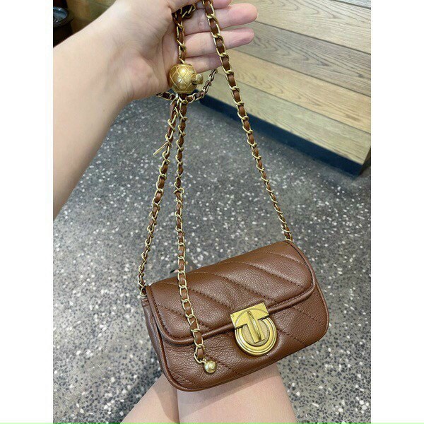 Túi đeo vai đeo chéo da mềm khóa tròn kim loại dây đeo quả chuông điều chỉnh ngắn dài