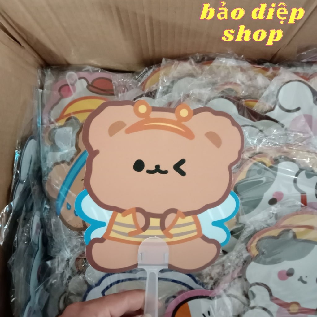 Quạt cầm tay mini bằng nhựa với họa tiết hình hoạt hình siêu cute | BigBuy360 - bigbuy360.vn