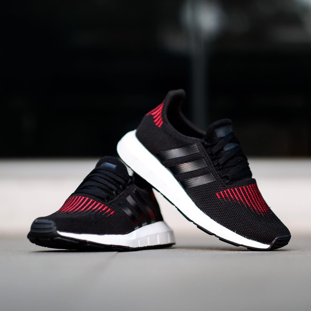 Giày Thể Thao Adidas Swift Run Chính Hãng Cá Tính