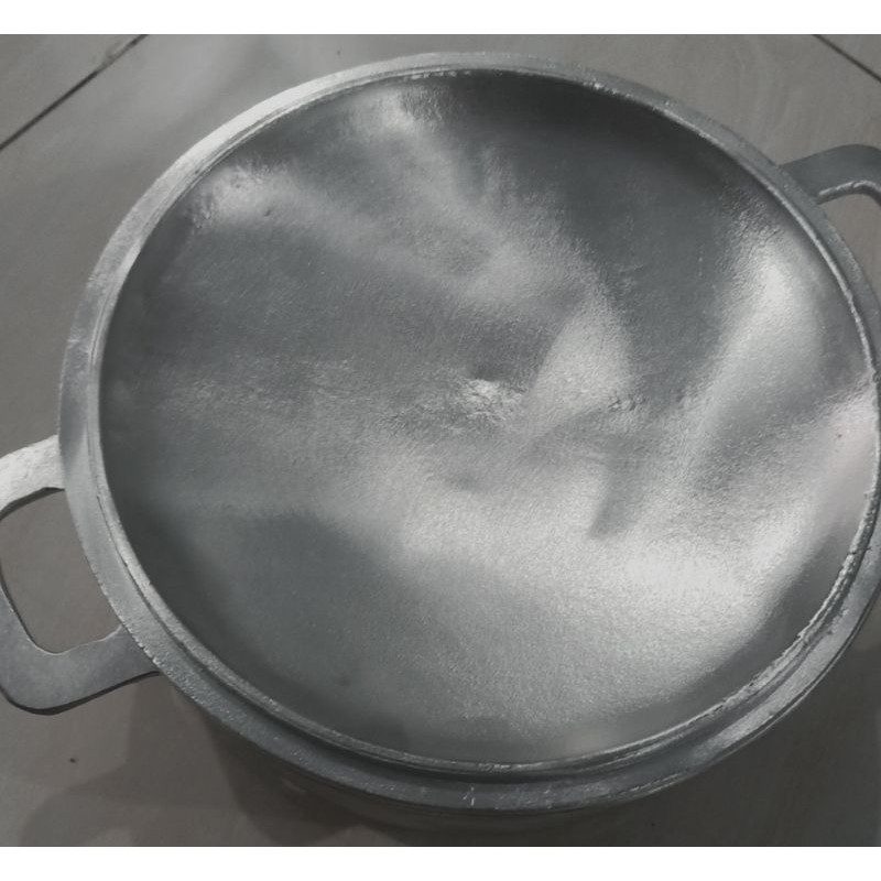 Nồi gang đúc bằng thủy lực đường kính 17,5 cm ,20cm,22cm