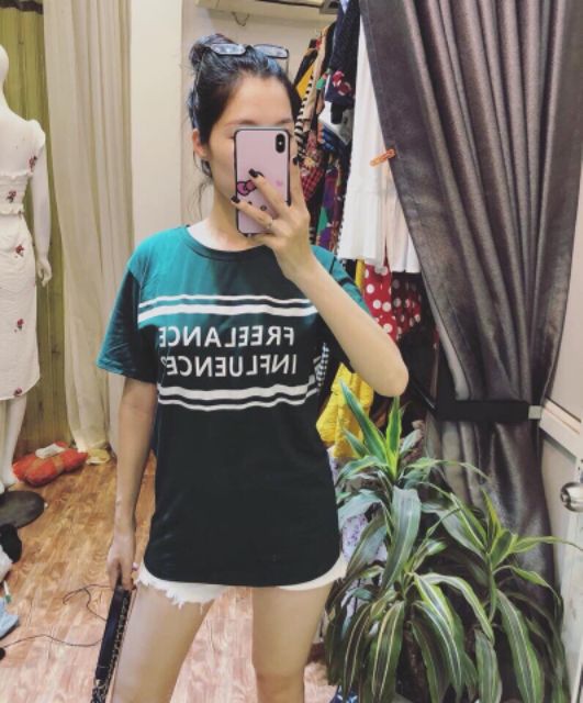 Áo pull in chữ Freelance Influencer