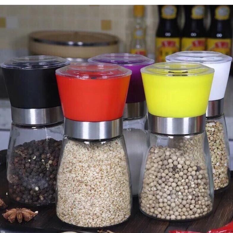 Lọ xay tiêu thủy tinh nắp nhựa cầm tay mini tiện lợi
