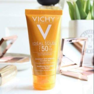 Kem chống nắng Vichy Ideal Soleil SPF50