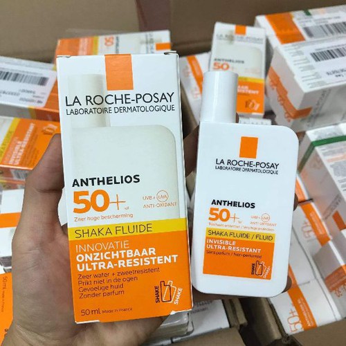 Kem chống nắng dạng sữa lỏng nhẹ không nhờn rít La Roche-Posay Anthelios Invisible Fluid SPF 50+ 50ml | BigBuy360 - bigbuy360.vn