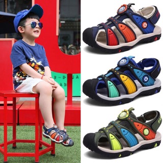 Sandal bịt mũi cho bé
