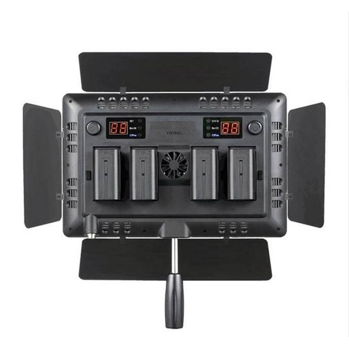 Đèn LED quay phim 1200