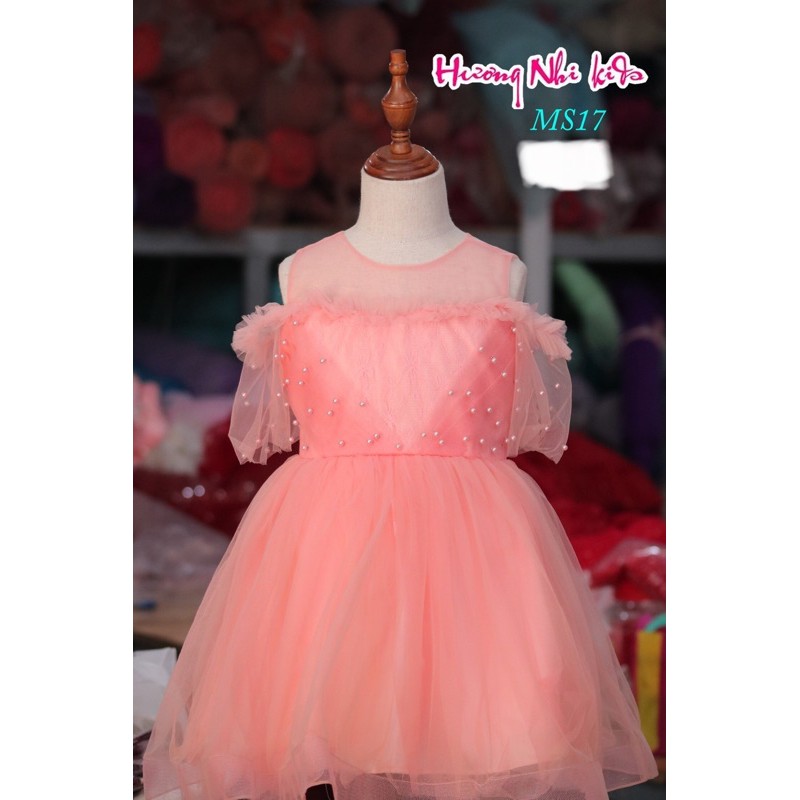 Đầm thiết kế cao cấp có sz 3-10 mẫu mới mẹ nào muốn mua thì ib nhe 🤩🤩🤩