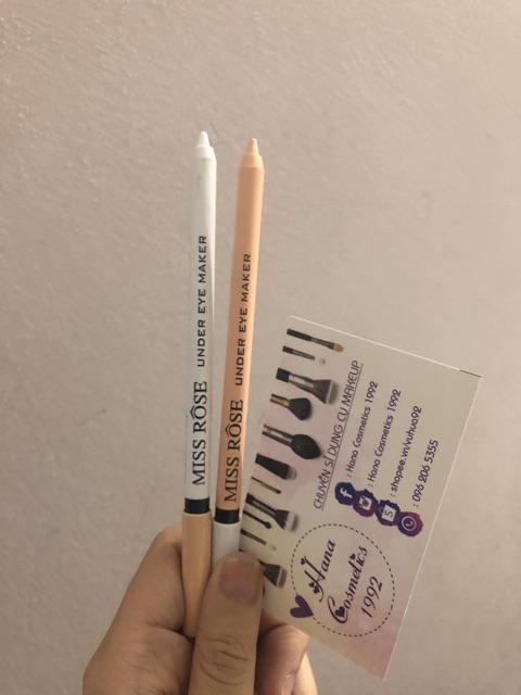 Bút che khuyết điểm/ eyeliner bắt sáng Miss rose !! | BigBuy360 - bigbuy360.vn