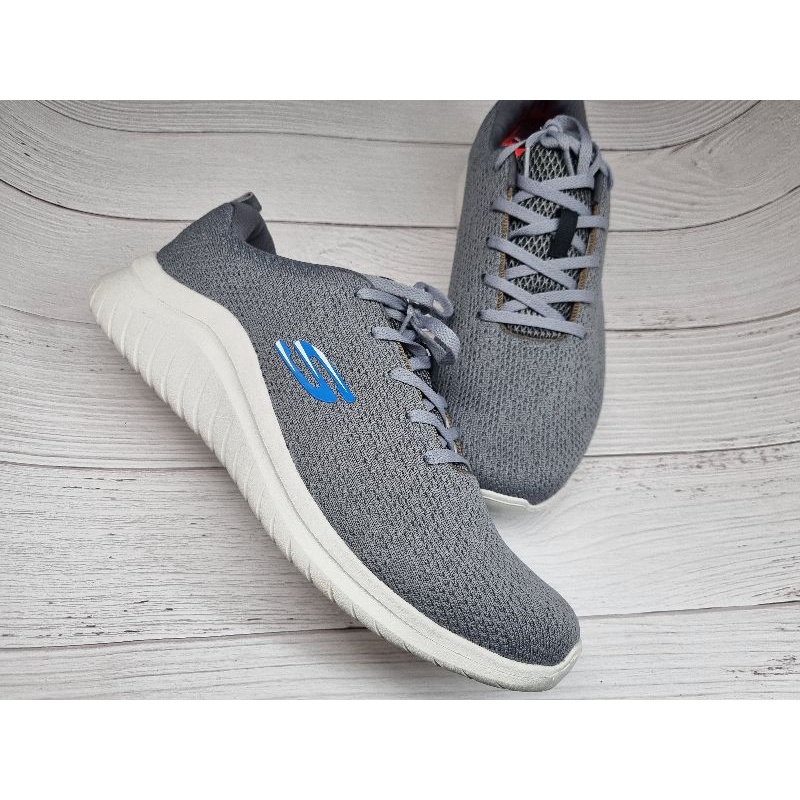 Skechers nam size 42 vnxk