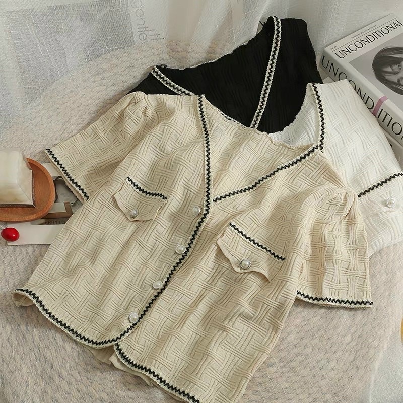 Áo len viền zic zac khuy ngọc, nắp túi, cadigan