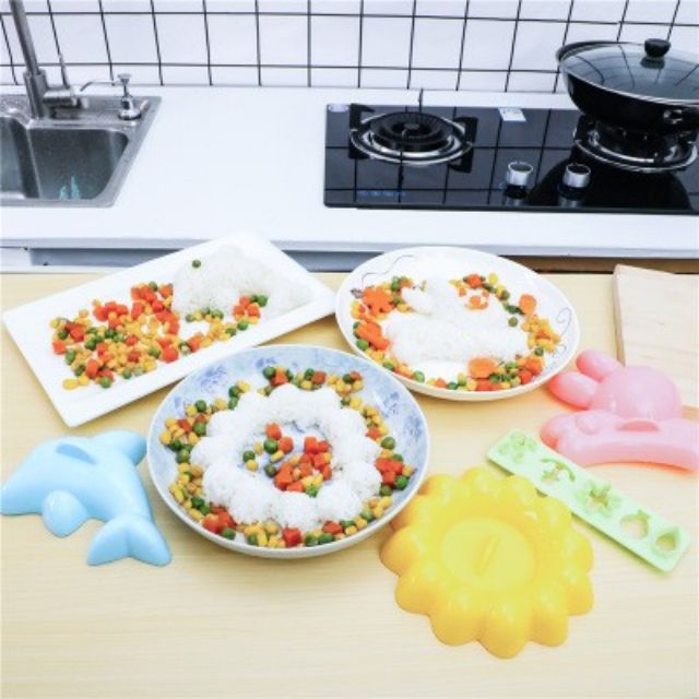 Khuôn ép cơm nhiều hình cá heo, thỏ, hoa và khuôn cắt tạo hình củ quả bằng nhựa bento