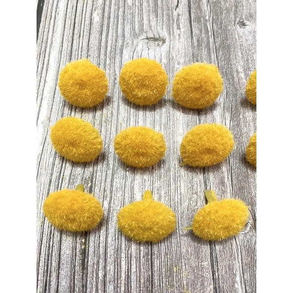 Set 50 nhuỵ hoa cúc hoạ mi, hoa cúc tana loại 2,3cm