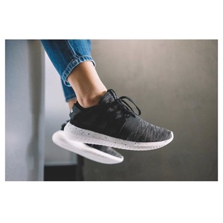 Giày Adidas nữ
