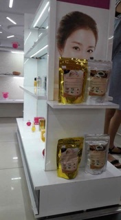 Mặt nạ trắng da