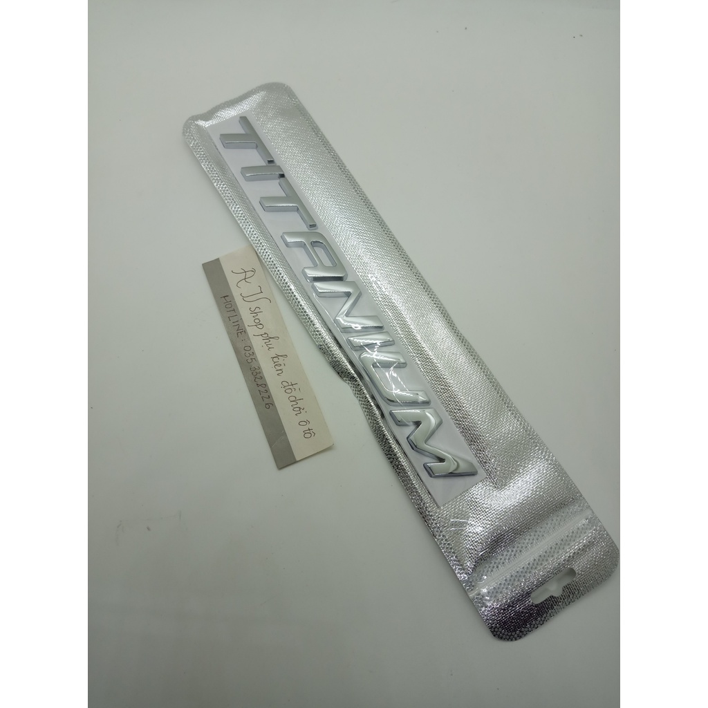 Miếng Dán Chữ TITANIUM Bằng kim loại Trang Trí Xe Hơi