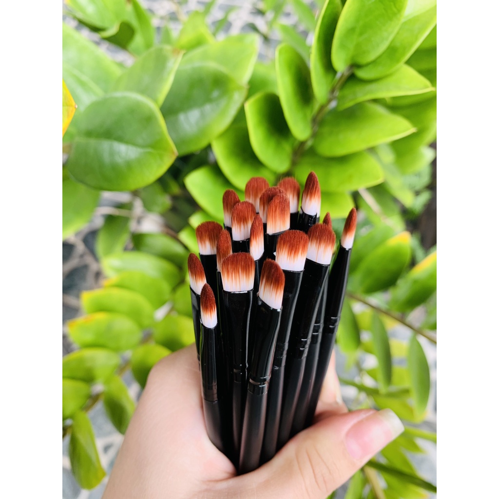 Cọ trang điểm The Rucy chuyên dụng dùng cho mắt & môi