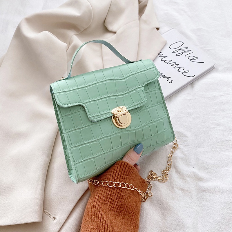 Túi đeo chéo họa tiết da cá sấu phối dây xích thời trang cho nữ