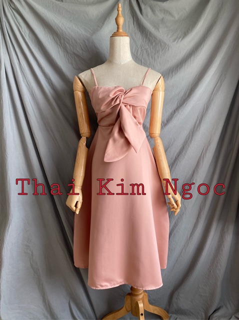 Đầm xoè 2 dây xoắn nơ | BigBuy360 - bigbuy360.vn