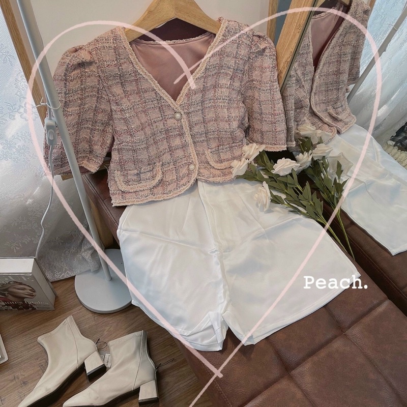 Set 2 món: Áo dạ hồng viền+ short trắng