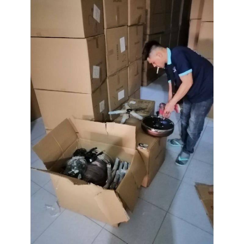 Ghế xoay spa chân nhện cao cấp (hết màu đen) ( không vòng sắt) | BigBuy360 - bigbuy360.vn