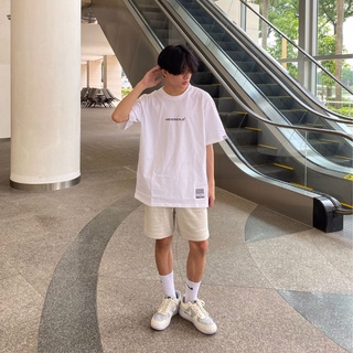 Áo thun International Basic - Ressible [Streetwear While-Black]