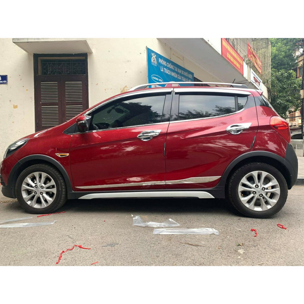 Xả hàng- nẹp sườn xe Fadil 2018 2019 2020 2021 Titan màu đen