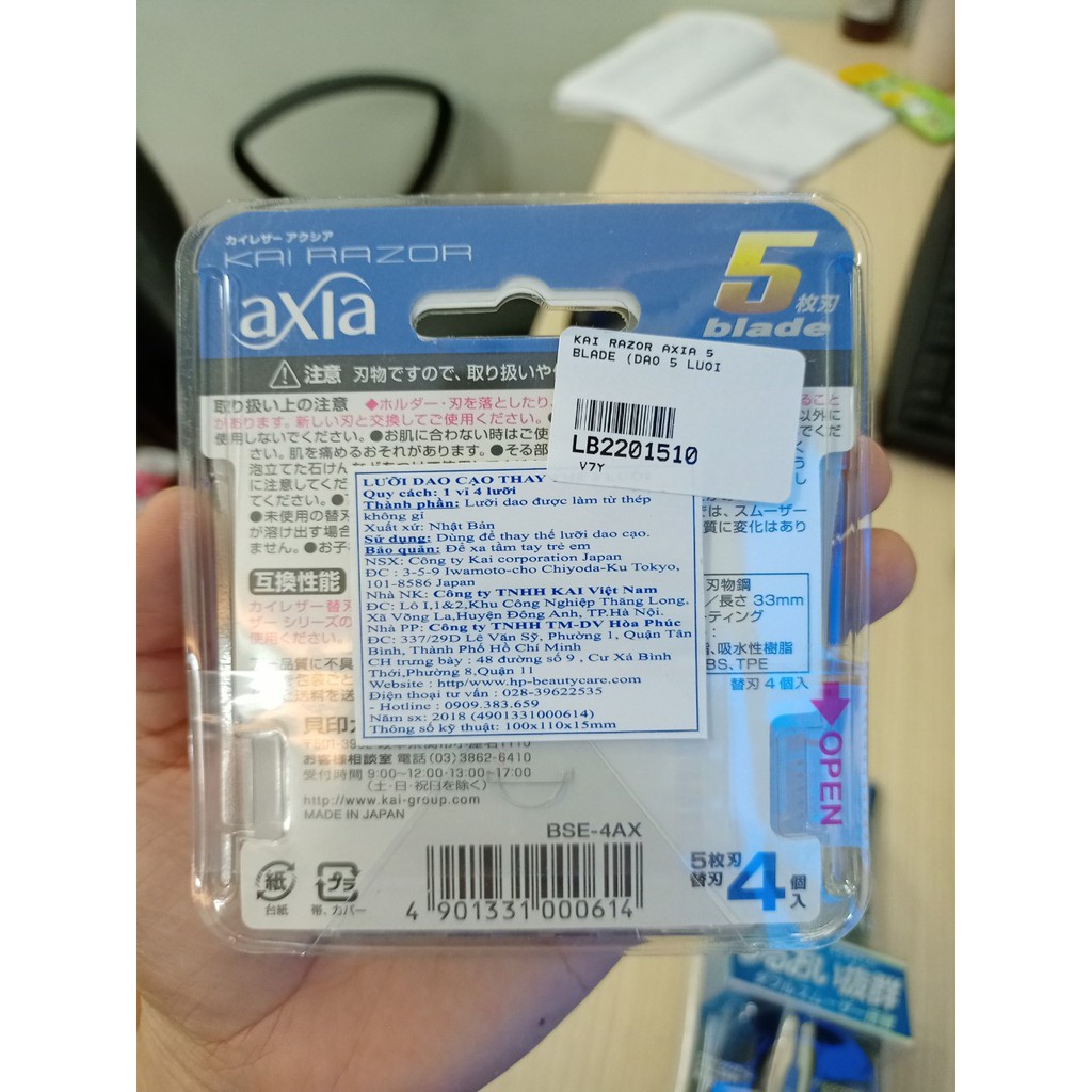 Bộ Dao Cạo Râu 5 Lưỡi Kép.4 Lưỡi Kép và Lưỡi Dao Thay Thế Vỉ 4 Cái Nhật Bản KAI RAZOR AXIA AX-1SE