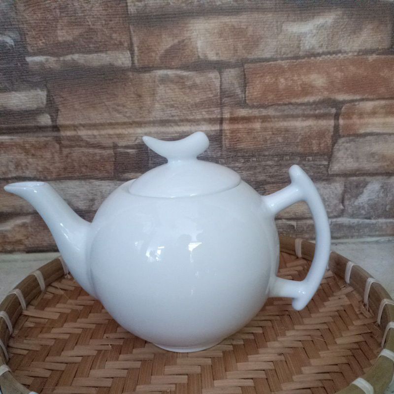 bình trà sứ trắng loại đẹp (500ml)