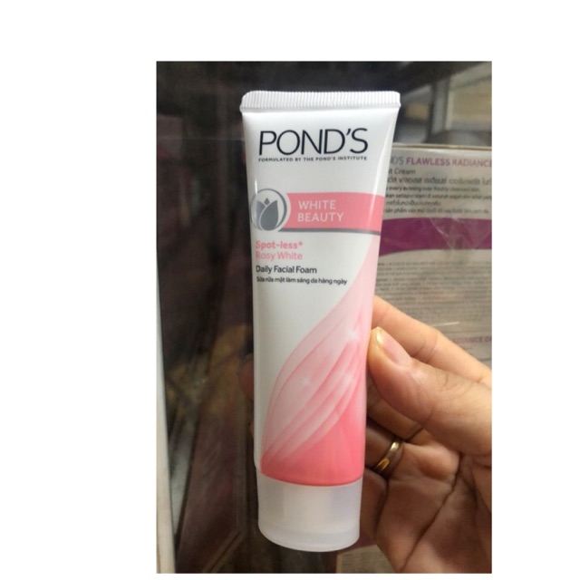 Sữa rửa mặt sáng da Pond's White Beauty 50 g