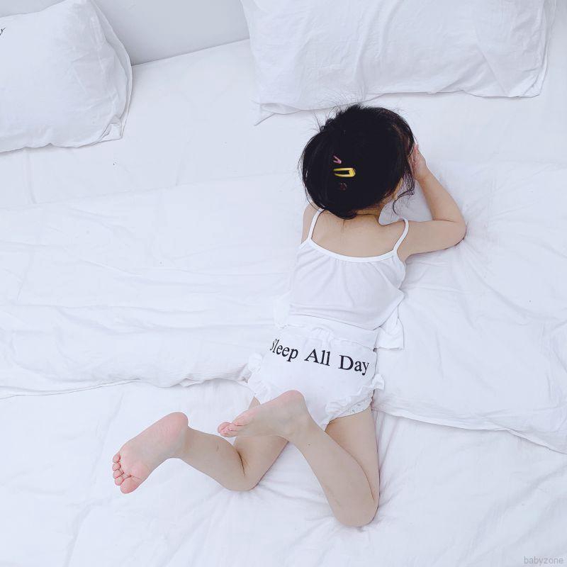 Set đồ gồm áo 2 dây in chữ kèm quần ngắn màu sắc dễ thương cho bé gái