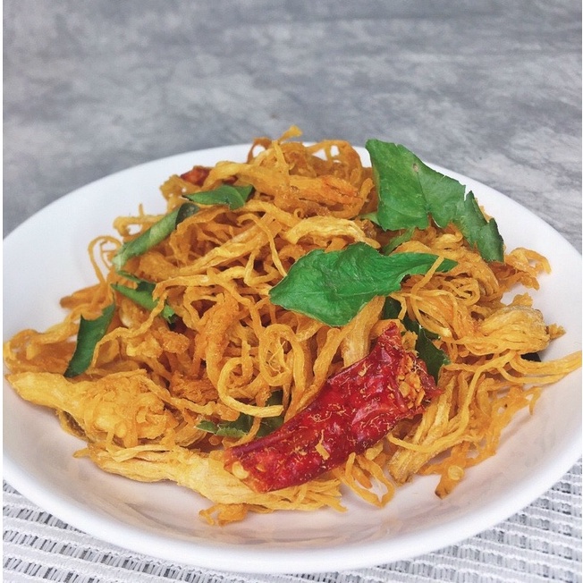 Khô Gà Lá Chanh Mlem Chuẩn Vị Cay Cay, Bùi Bùi, Ngon Ngon 300G Loại Chất Lượng - Ăn Vặt MLem | BigBuy360 - bigbuy360.vn