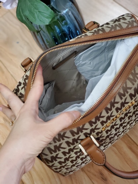 Túi michael kors trống 30cm