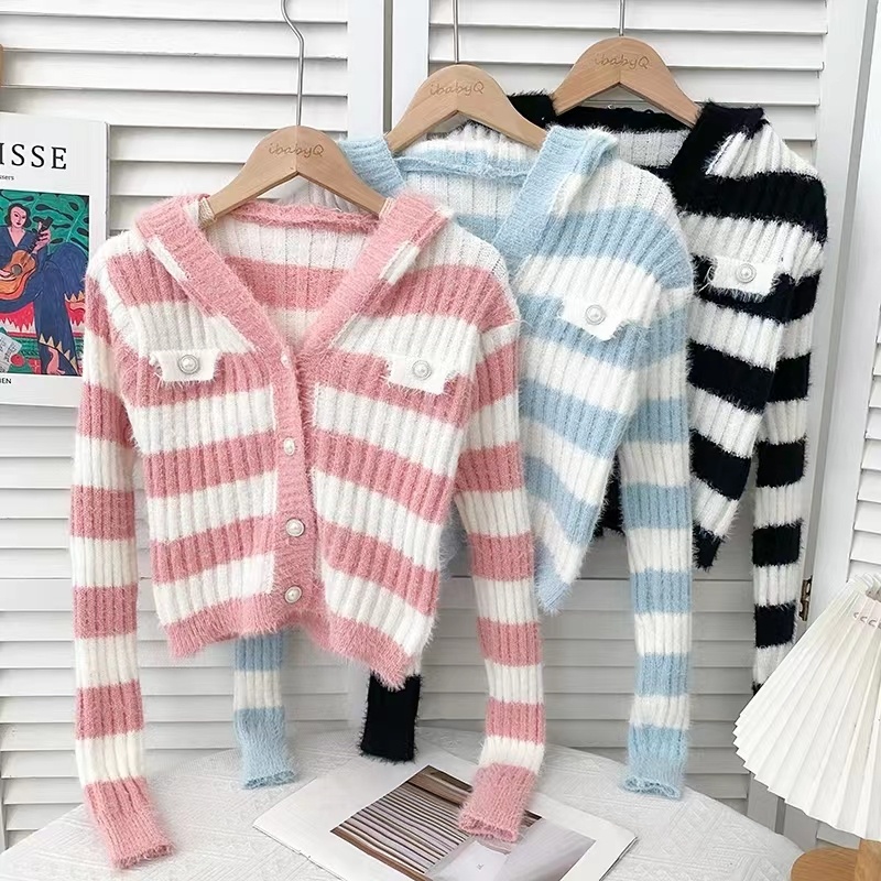 Áo Khoác Len cardigan Mềm Mại Họa Tiết Kẻ Sọc Ngọt Ngào Thời Trang Mùa Đông Cho Nữ