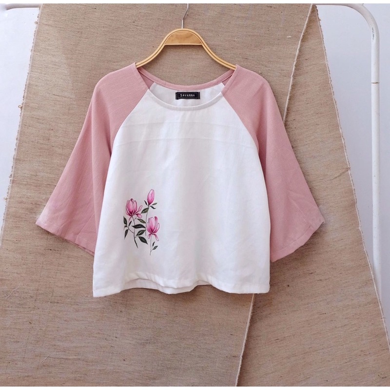 Áo tay ráp lăn phối màu dễ thương, sản phẩm vẽ tay thủ công