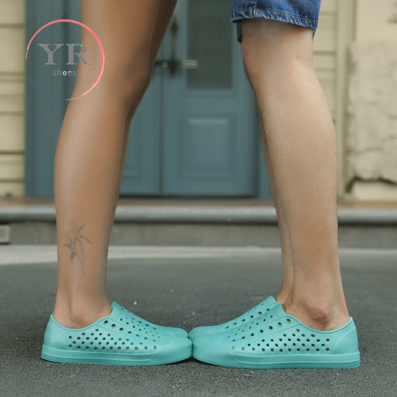 Giày sandals crocs thể thao chống trơn gồm 6 màu