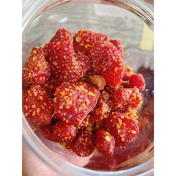 Hủ 300G Dâu tây sấy dẻo lắc muối xí muội