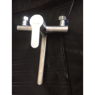 Vòi chén nóng lạnh inox 304 âm tường