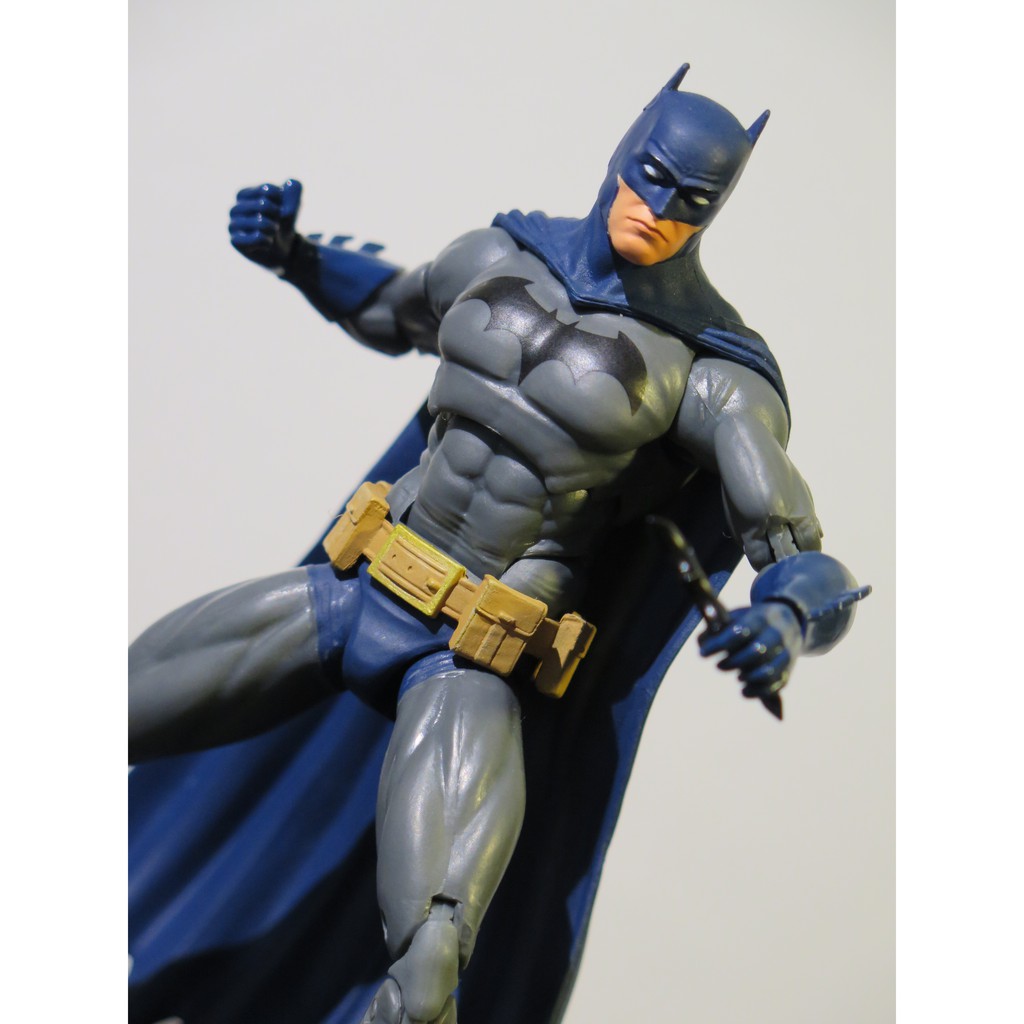 MÔ HÌNH CHÍNH HÃNG DC ICON BATMAN