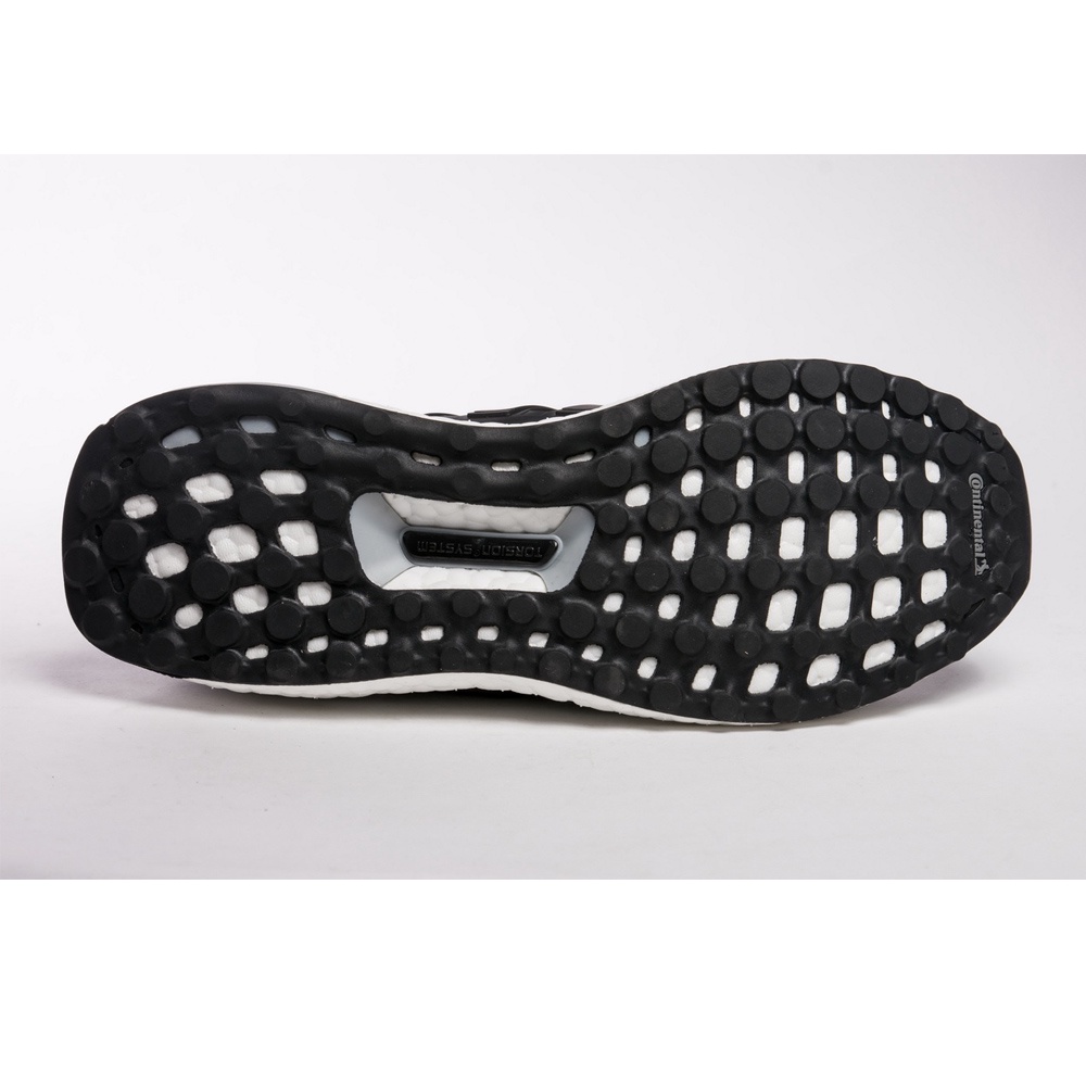 2. Giày chạy bộ Ultra Boost 4.0 Core Black