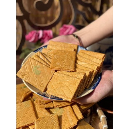 1 Kg  Bánh Kẹp ngò vàng nhân bơ đậu phộng