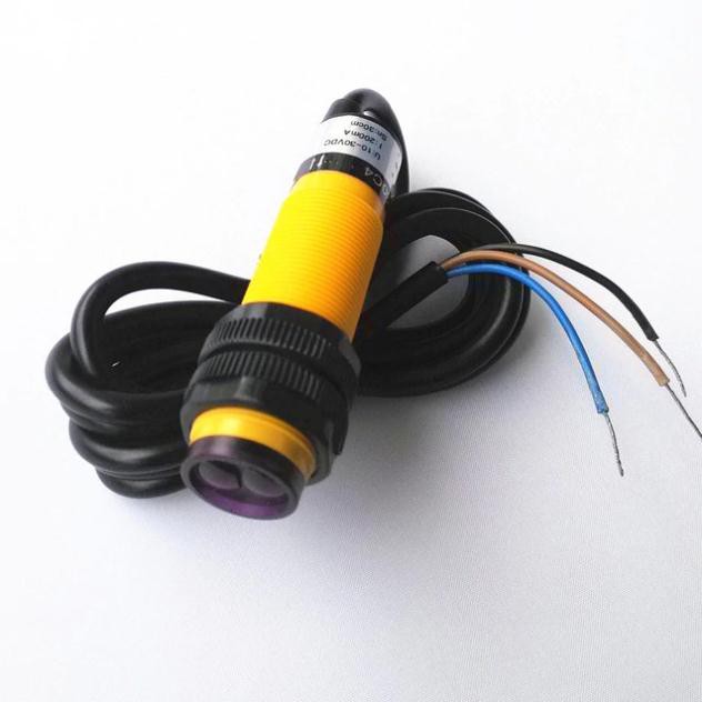 Cảm Biến Khoảng Cách E3F-DS30C4 30CM Cảm Biến Rửa Tay