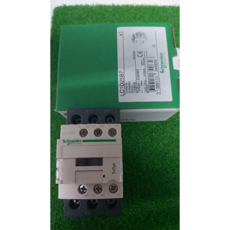 Khởi động từ LC1D25B7 3P 25A 415VAC, coil 24AC