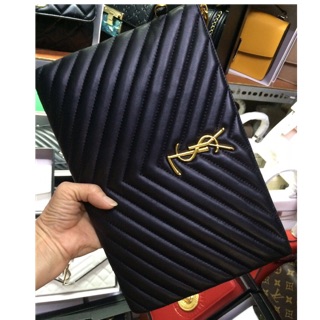 Clutch YSL size 28