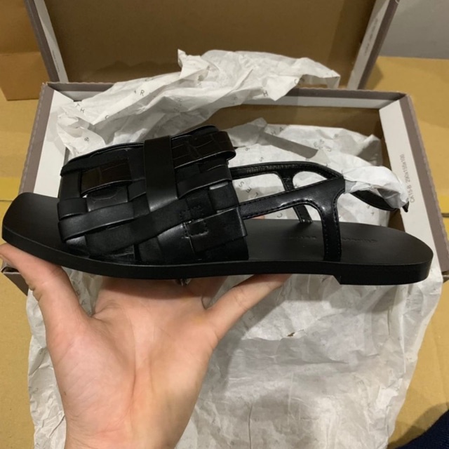 Giày sandal nữ