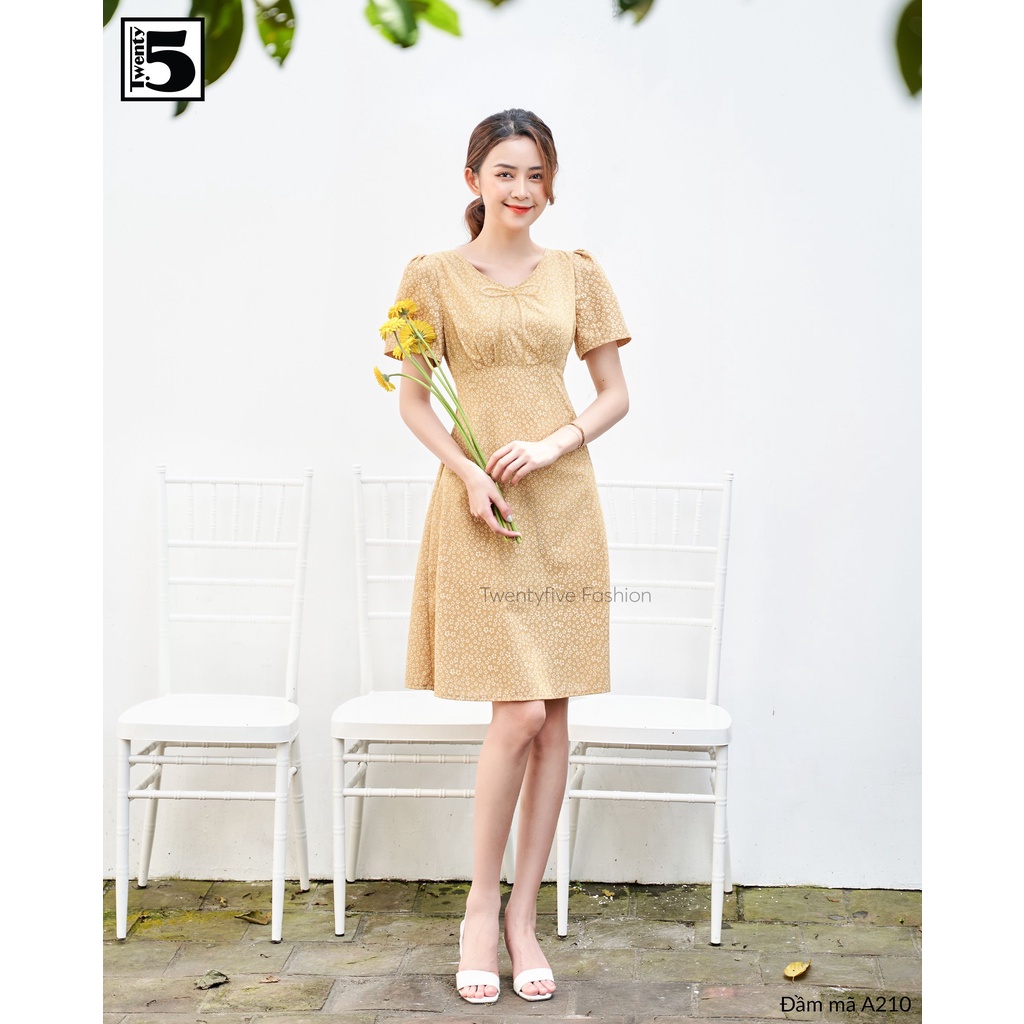 Đầm công sở nữ dạo phố hoa nhí dáng A tay bồng ngực xếp ly Twentyfive A210
