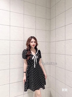ĐẦM CHẤM BI ĐEN PHỐI CỔ REN TIỂU THƯ