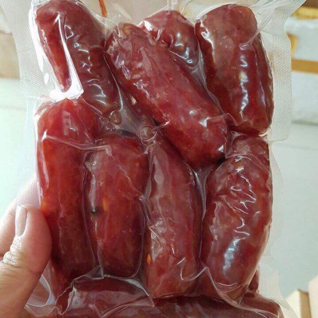 Lạp xưởng tươi nhiều thit