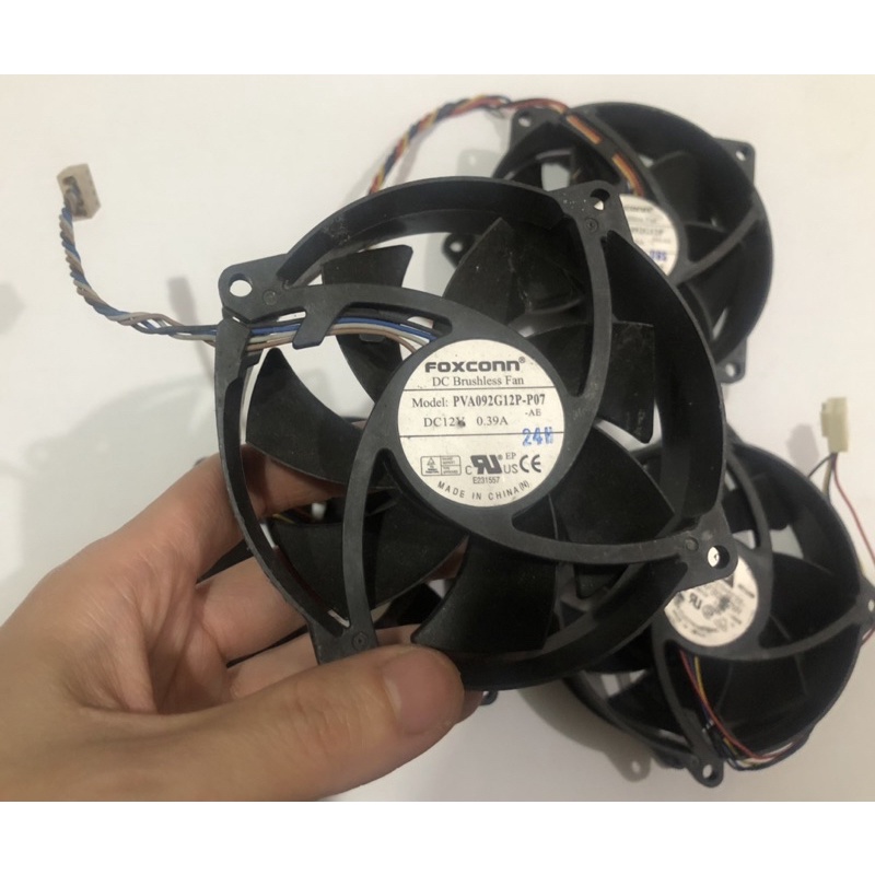 Fan 8cm dạng tròn Foxconn Delta 0.39 0.60A có jack cắm